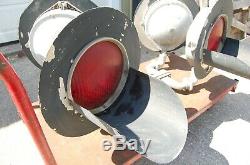 Large Railroad Train Crossing Red Signal Lights, by Modern industries, 4 Lights
