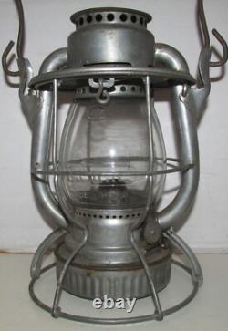 Lehigh Valley Railroad Dietz Vesta Lantern w Clear Globe Etched LVRR