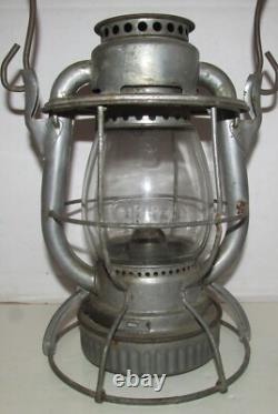 Lehigh Valley Railroad Dietz Vesta Lantern w Clear Globe Etched LVRR