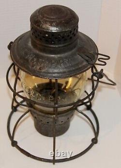 Milwaukee Road (CM&StP) Railway Handlan hand lantern with matched tall globe