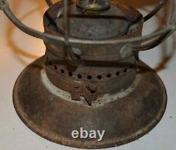 Minneapolis & St. Louis Railroad Embossed Tall Globe Bell Bottom Lantern #39