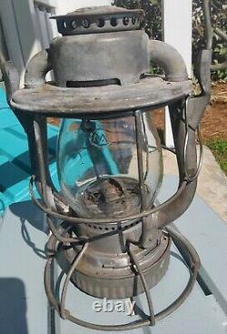 N. Y. N. H. & H. RAILROAD Lantern Dietz Vesta Caged CX Glass Globe NYC CT