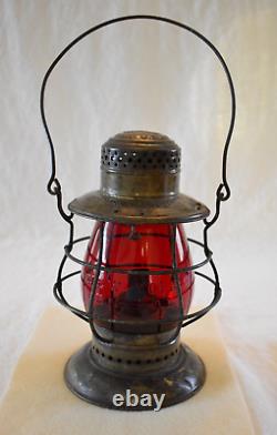 NEW YORK CENTRAL (NYC) RAILROAD DIETZ No. 6 B-B LANTERN with RED EMBOSSED GLOBE