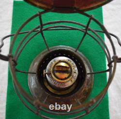 NEW YORK CENTRAL (NYC) RAILROAD DIETZ No. 6 B-B LANTERN with RED EMBOSSED GLOBE