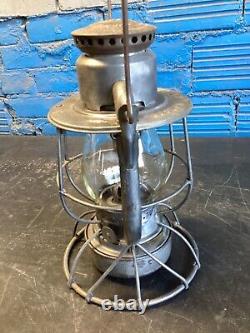 NICE 1910 DIETZ VESTA BOSTON & ALBANY RAILROAD LANTERN WithEMBOSSED B. &A. GLOBE