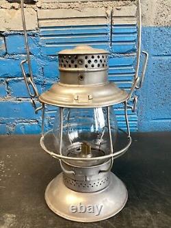 NICE ADLAKE GRAND TRUNK RAILWAY BELLBOTTOM RAILROAD LANTERN WithEMBOSSED GTR GLOBE