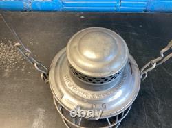 NICE ADLAKE KERO(CB&QRR)CHICAGO BURLINGTON & QUINCY RAILROAD LANTERN WithRED GLOBE