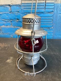 NICE ADLAKE KERO(CB&QRR)CHICAGO BURLINGTON & QUINCY RAILROAD LANTERN WithRED GLOBE