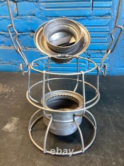 NICE ADLAKE KERO(CB&QRR)CHICAGO BURLINGTON & QUINCY RAILROAD LANTERN WithRED GLOBE