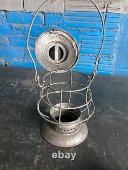 NICE DIETZ NO. 6 NEW YORK CENTRAL BELL BOTTOM RAILROAD LANTERN WithEMBOSSED GLOBE