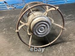 NICE DIETZ No. 39 STEEL CLAD CITY OF NEW YORK RAILROAD/TROLLEY LANTERN WithGLOBE