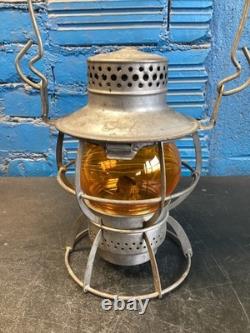 NICE DRESSEL (W. T. CO) WASHINGTON TERMINAL CO. RAILROAD LANTERN WithAMBER GLOBE