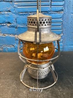 NICE DRESSEL (W. T. CO) WASHINGTON TERMINAL CO. RAILROAD LANTERN WithAMBER GLOBE