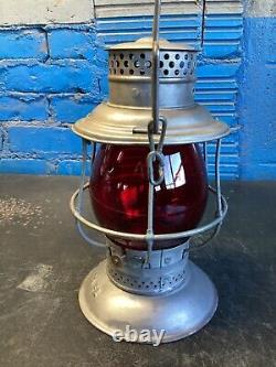 NICE VINTAGE ADLAKE SANTA FE BELLBOTTOM RAILROAD LANTERN WithRED UNMARKED GLOBE