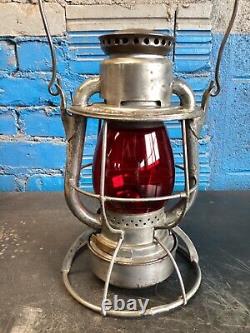 NICE VINTAGE DIETZ VESTA 1924 WABASH RAILWAY RAILROAD LANTERN WithRED GLASS GLOBE