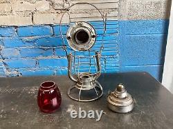 NICE VINTAGE DIETZ VESTA 1924 WABASH RAILWAY RAILROAD LANTERN WithRED GLASS GLOBE