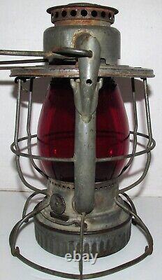 NYNH&HRR New Haven Railroad Dietz Vesta Lantern w Etched Red Globe NHRR