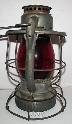 NYNH&HRR New Haven Railroad Dietz Vesta Lantern w Etched Red Globe NHRR