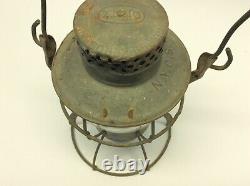 New York Central NYCS Kerosene No. 999 Railroad Lantern Lamp CNX Globe