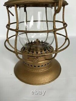 New York Central Railroad vintage Dietz kerosene Brakeman's lamp No. 6