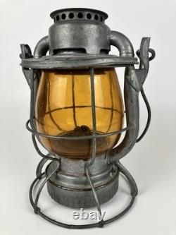 New York New Haven & Hartford Railroad N. Y. N. H. &H Dietz Vesta Lantern AmberGlobe