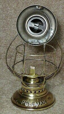 PULLMAN CONDUCTOR RAILROAD LANTERN WithP. Co. SIGNAL CLEAR GLOBE (3)