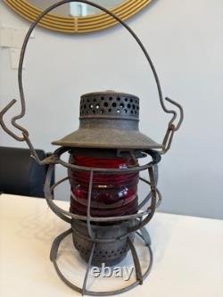 Pair of Vintage NYNH&H RR Railroad Dressel Arlington NJ Lanterns USA