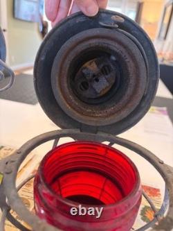 Pair of Vintage NYNH&H RR Railroad Dressel Arlington NJ Lanterns USA