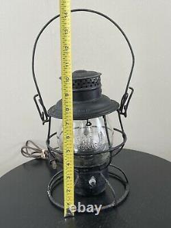 Pere Marquette Railroad Globe Lantern Converted Into Light Light Bulb Flickers
