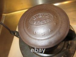 RAILROAD LANTERN DIETZ VESTA BOSTON & MAINE Nice Antique Lantern