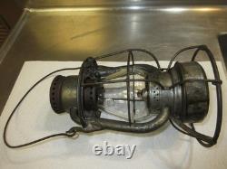 RAILROAD LANTERN DIETZ VESTA BOSTON & MAINE Nice Antique Lantern