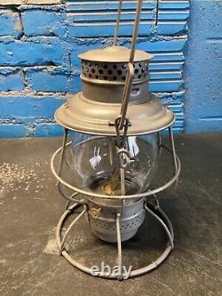 RARE ADLAKE (D. T. I. R. R.)DETROIT TOLEDO & IRONTON RAILROAD LANTERN WithCLEAR GLOBE