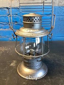 RARE ADLAKE TOLEDO & OHIO CENTRAL BELLBOTTOM RAILROAD LANTERN WithETCHED T&O GLOBE