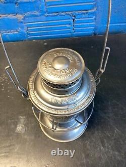 RARE ADLAKE TOLEDO & OHIO CENTRAL BELLBOTTOM RAILROAD LANTERN WithETCHED T&O GLOBE