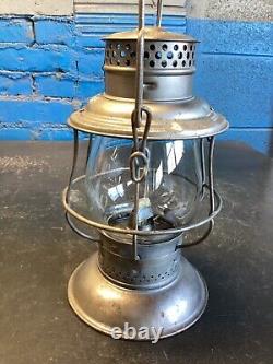 RARE ADLAKE TOLEDO & OHIO CENTRAL BELLBOTTOM RAILROAD LANTERN WithETCHED T&O GLOBE