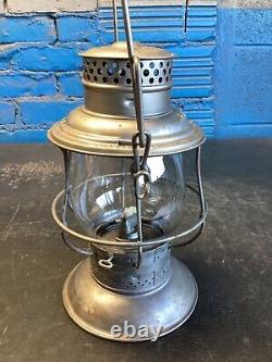 RARE ADLAKE TOLEDO & OHIO CENTRAL BELLBOTTOM RAILROAD LANTERN WithETCHED T&O GLOBE