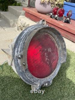 RARE Griswold Signal Co Train Railroad Crossing Light Signal Lantern Lamp WORKS