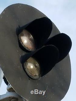 Railroad signal, electric block signal, mainline signal, 17 feet tall, vintage