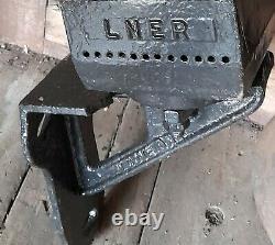 Railway LNER signal lamp with bracket