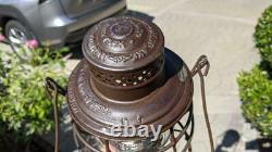 Rock Island System 1895 A&w Railroad Lantern Clear Cast Ext Base Globe Original