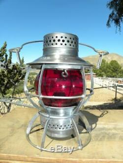 SOUTHERN PACIFIC RAILROAD LANTERN Signal Red Lantern Globe