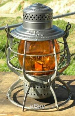 SOUTHERN PACIFIC RAILROAD LANTERN Signal Yellow Etched SPCO Lantern Globe