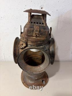 The ADLAKE Non-Sweating Lamp Chicago Railroad Train Switch Lantern