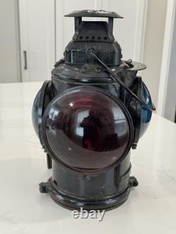The ADLAKE Non-Sweating Lamp Chicago Railroad Train Switch Lantern withlight, VGC