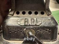 The ADLAKE Non-Sweating Lamp Chicago Railroad Train Switch Lantern withlight, VGC