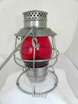 UNION PACIFIC RAILROAD LANTERN Signal Red Lantern Globe