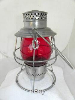 UNION PACIFIC RAILROAD LANTERN Signal Red Lantern Globe