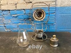 VINTAGE ADLAKE PENNSYLVANIA LINES RAILROAD LANTERN WithEMBOSSED PENN. LINES GLOBE