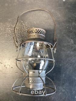 VINTAGE ADLAKE PENNSYLVANIA LINES RAILROAD LANTERN WithEMBOSSED PENN. LINES GLOBE