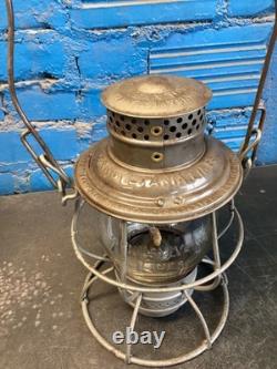 VINTAGE ADLAKE PENNSYLVANIA LINES RAILROAD LANTERN WithEMBOSSED PENN. LINES GLOBE